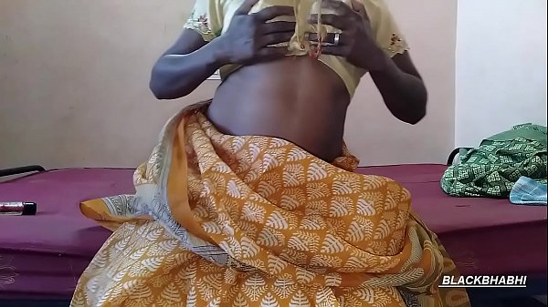 बड़े चूचों और चिकनी चूतों वाली सेक्सी